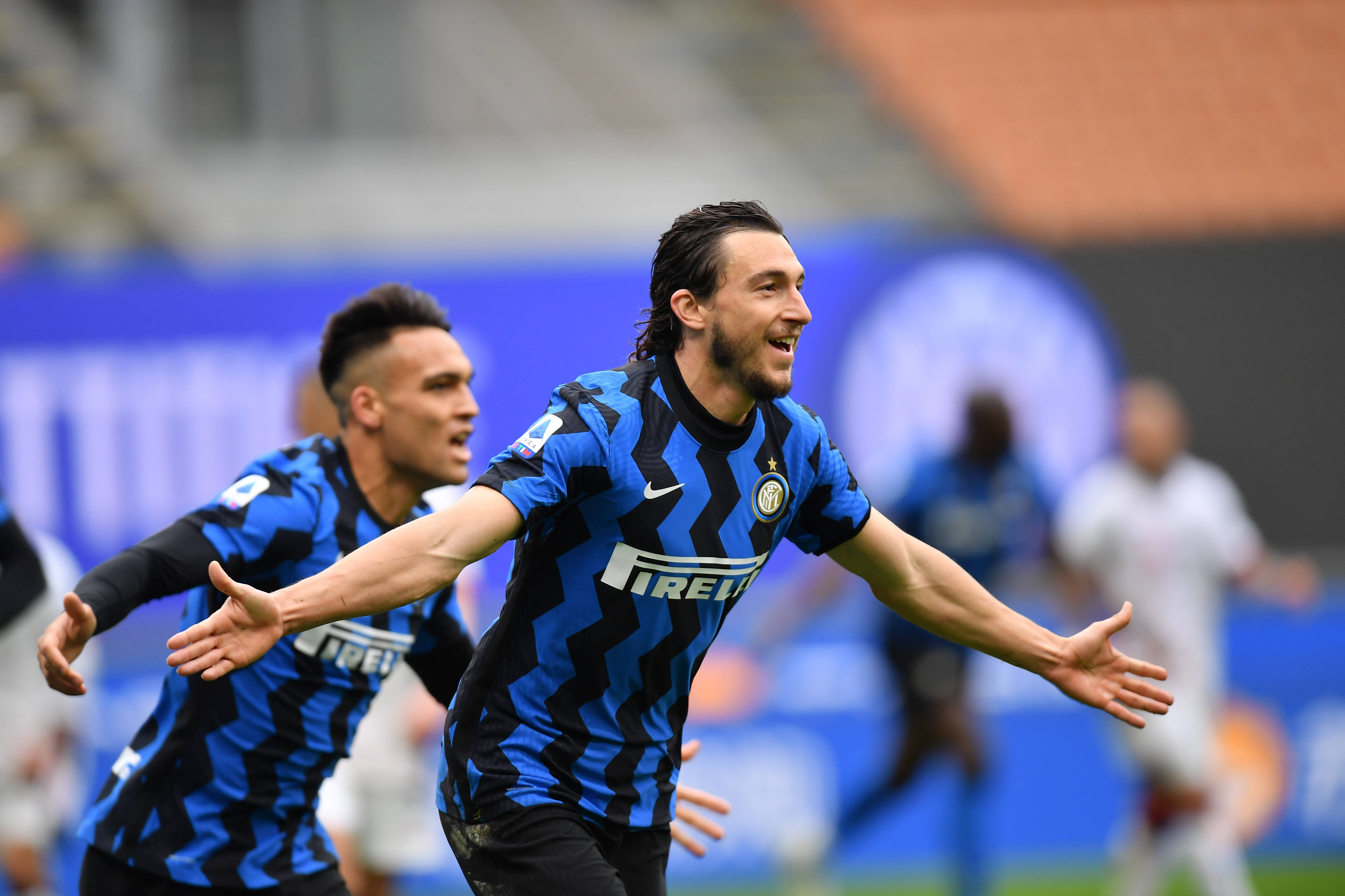 此役他在两 此役他在两